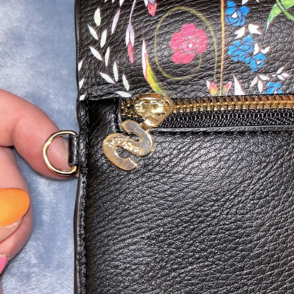 NWT Desigual Flip &  Reversible Large Black Polyurethane Long Wallet/Clutch - Picture 6 of 7